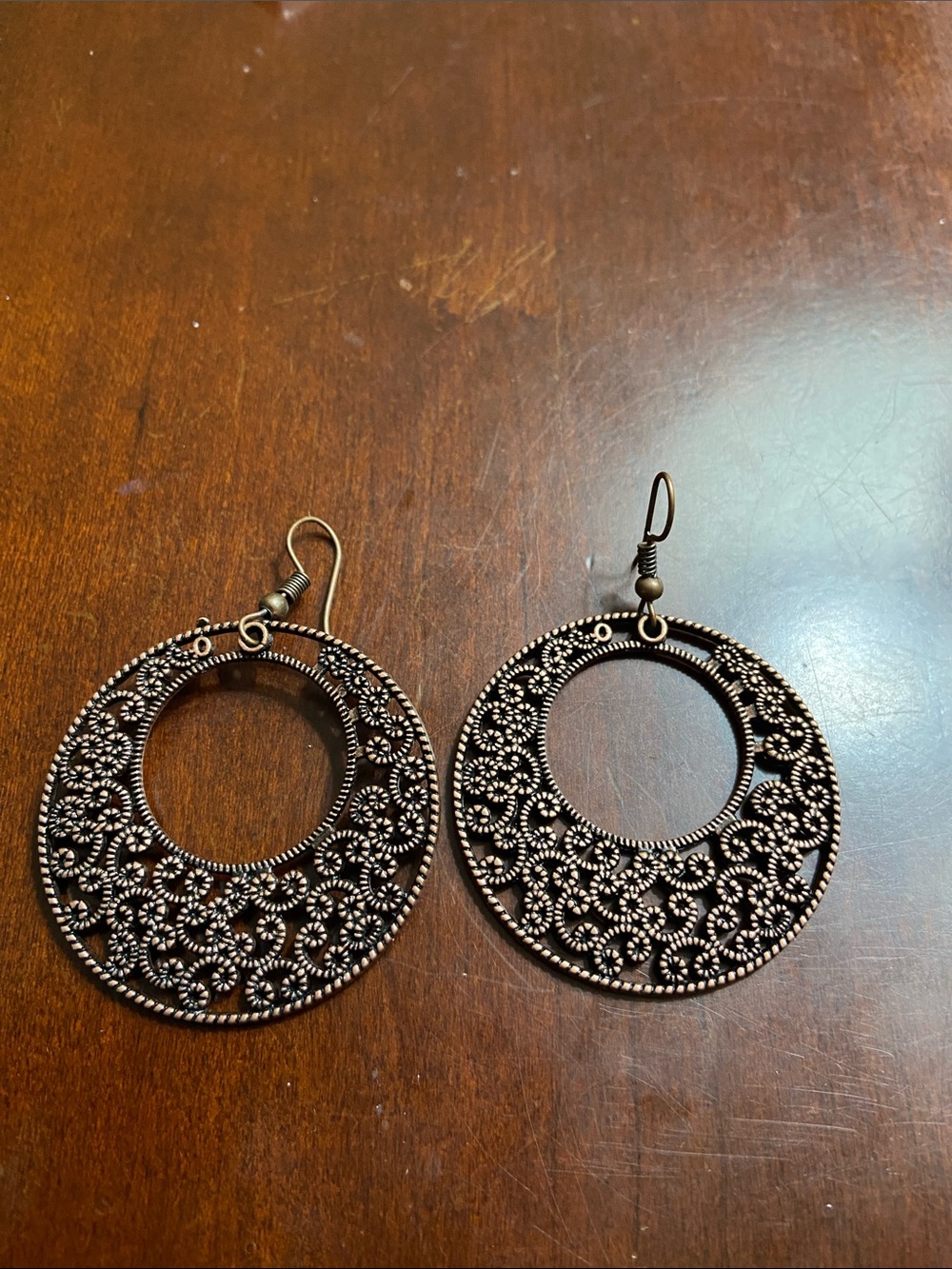 Antique-Style Floral Filigree Hoop Earrings - Bronze